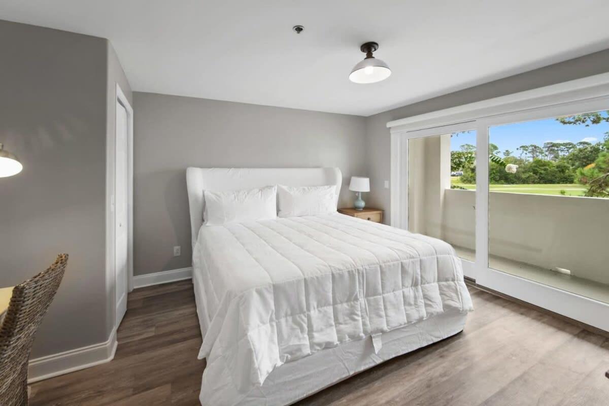 Newly Renovated Condo With Private Balcony! Panama City Beach Exteriör bild