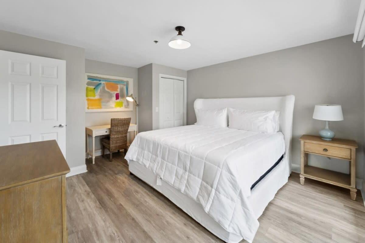 Newly Renovated Condo With Private Balcony! Panama City Beach Exteriör bild