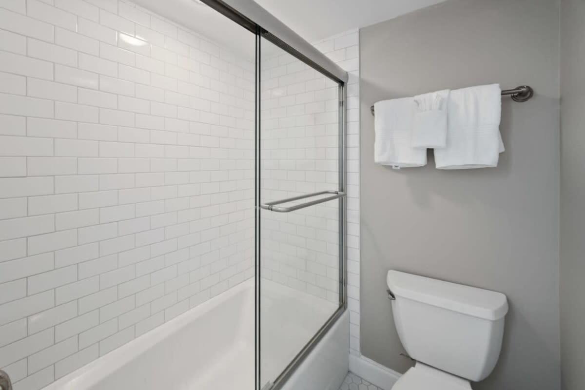 Newly Renovated Condo With Private Balcony! Panama City Beach Exteriör bild